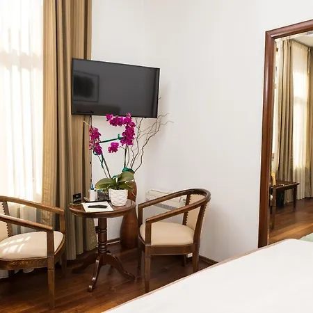 Guest house Prato 4*